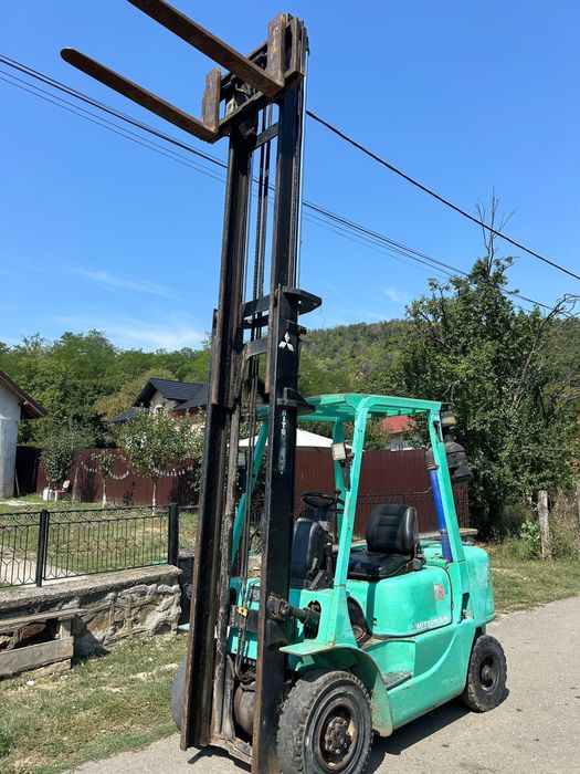 Vând motostivuitor Mitsubishi