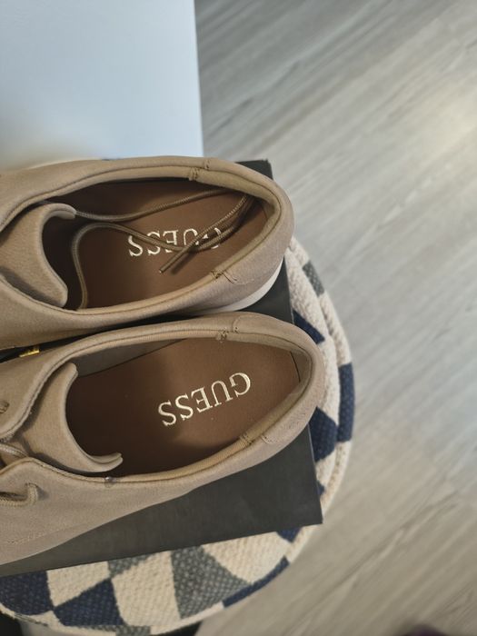 Pantofi Guess purtați o singura data mărimea 41 fara cutie originala