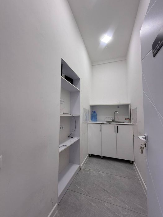 Продаётся нежилое помещение