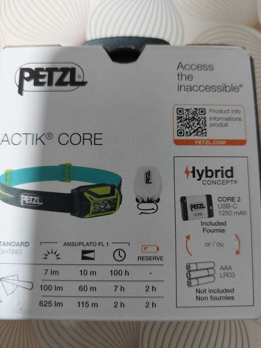 Lanterna frontala Petzl Actik Core 625 lm