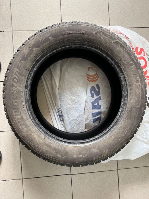 Продам комплект Автошин BRIDGESTONE