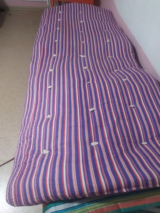 Продам матрас новый ,