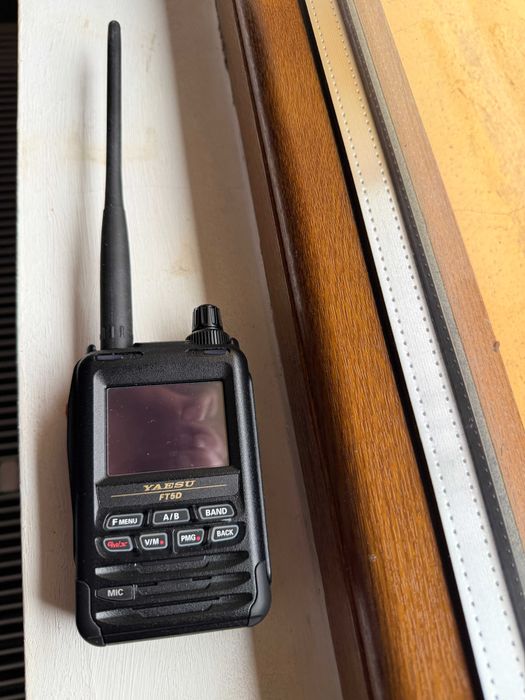 Transceiver Yaesu FT 5DE PMR GPS APRS