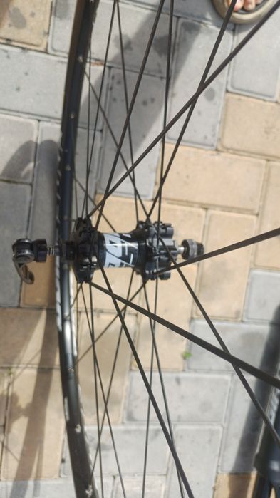 Продам вилсет/ колеса Mavic