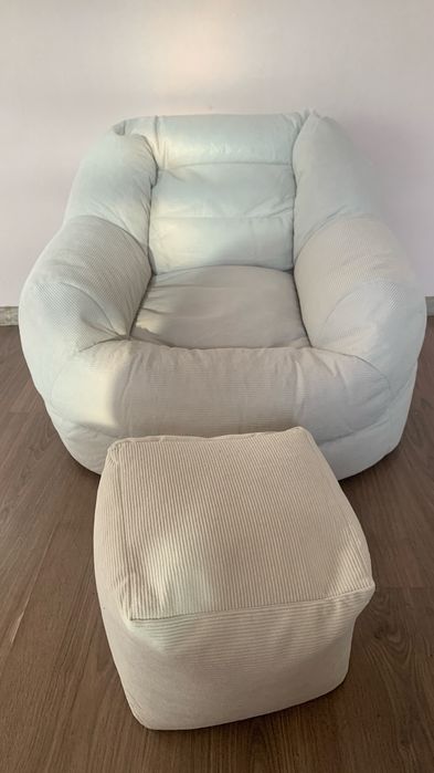 Продаю маленькое кресло