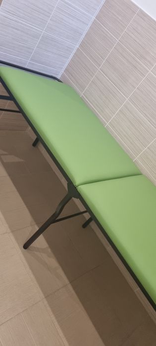 Массажная кушетка