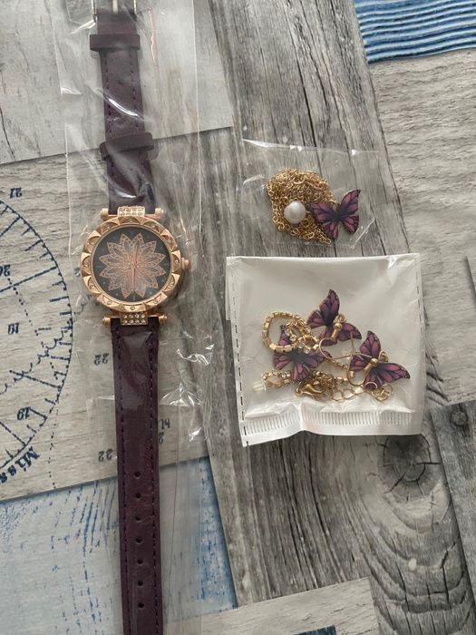 Комплект часовник с бижута