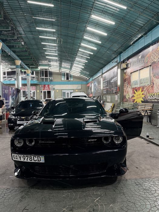 Dodge challenger