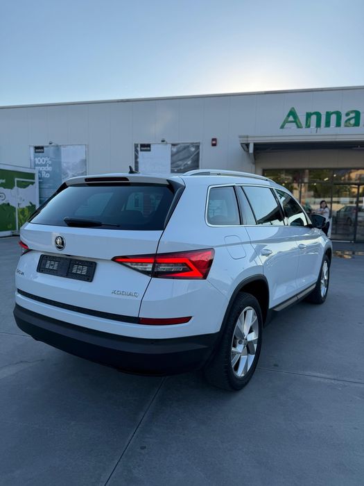 Skoda Kodiaq 2.0TDI -Style Edition- Camere 360°/ Parcheaza singura/Portbagaj electric/ Full Led (Garanție)