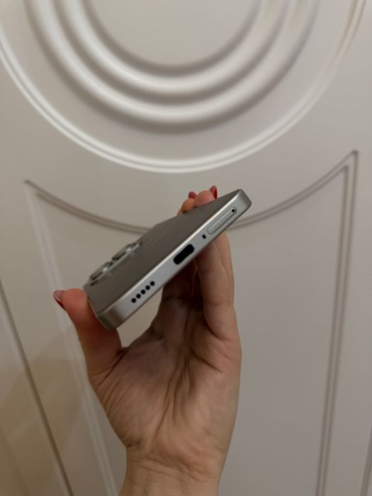 Смартфон Xiaomi 14T