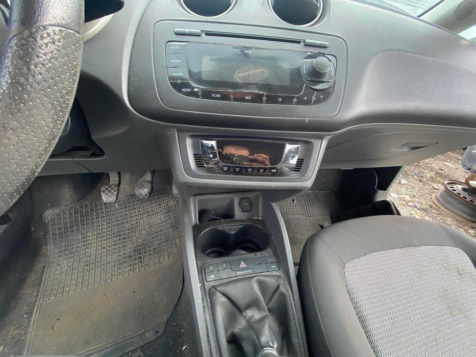 seat ibiza 1.4 16v bxw 6j на части  сеат ибиза 1.4  6ж