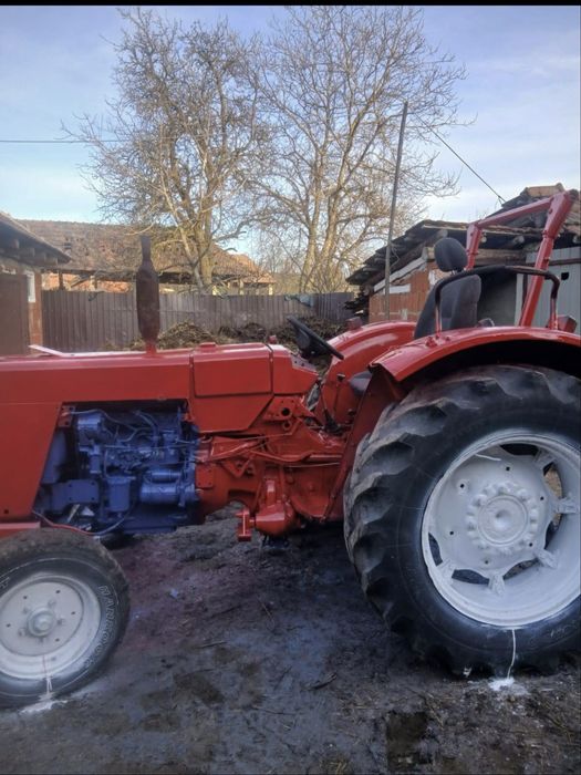 Vând Tractor stare functionala