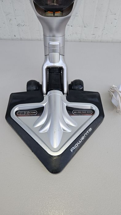 Aspirator Vertical Rowenta Air Force RH875801