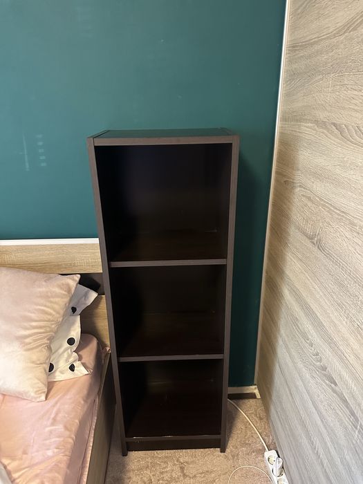 Универсален кафяв шкаф