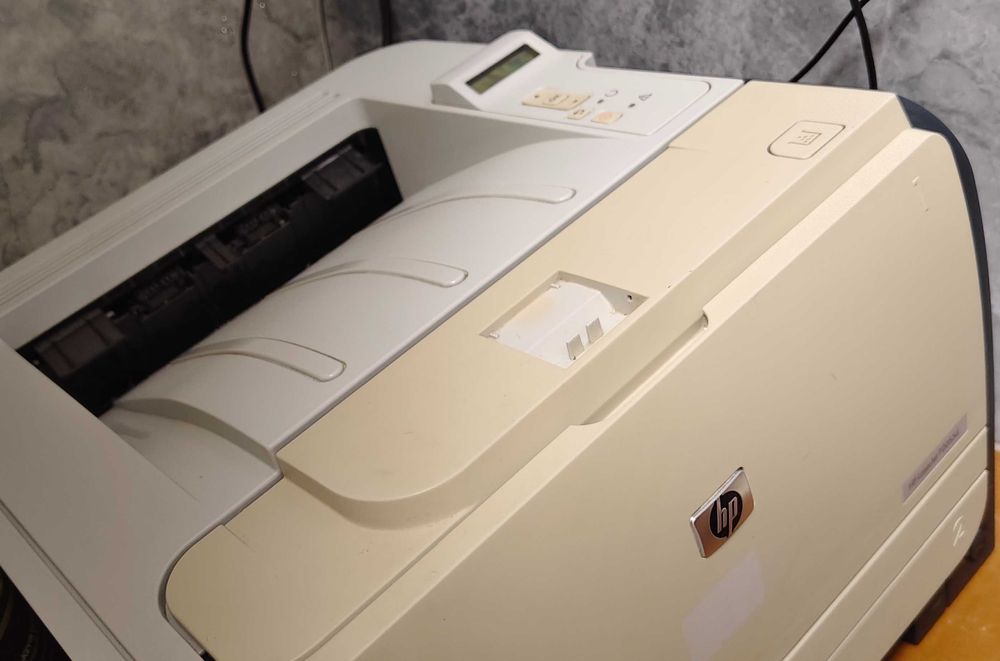 продам принтер HP LaserJet P2055d