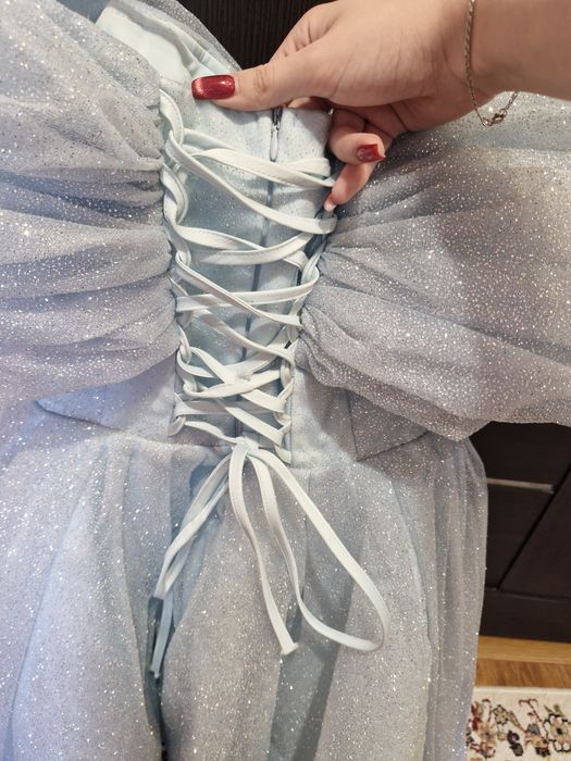 Продам шикарное вечернее платье