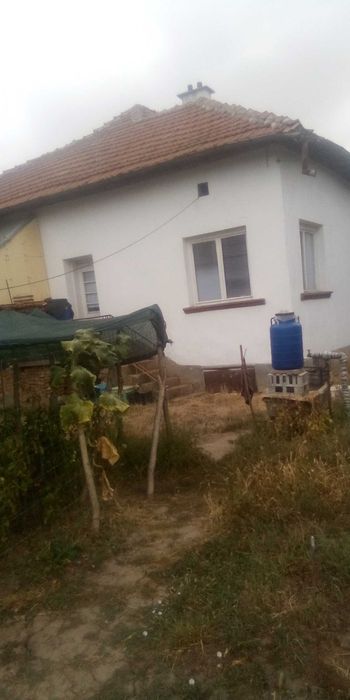 Продава се къща/вила в с.Телиш Плевен