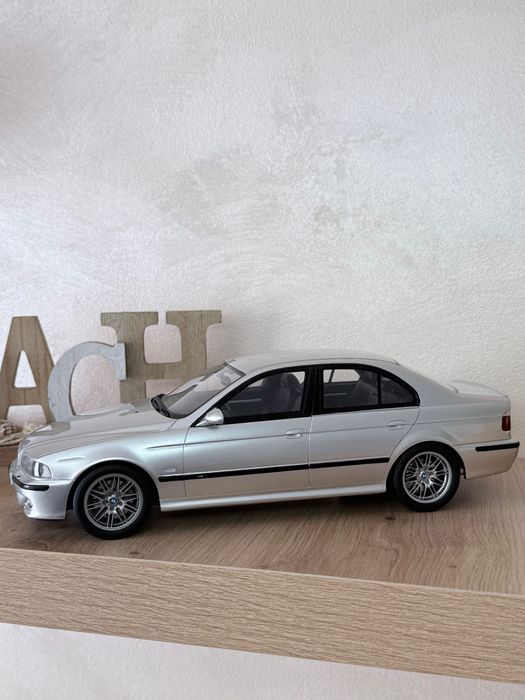 Колекционерски модел  BMW M5 e39 1/18 OttoMobile