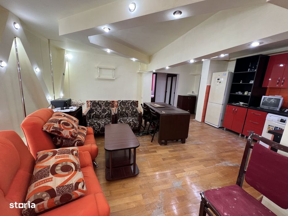 Apartament 3 camere Mioveni, Et3, mobilat, Centru