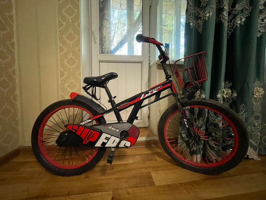 Продам велосипед для девочки