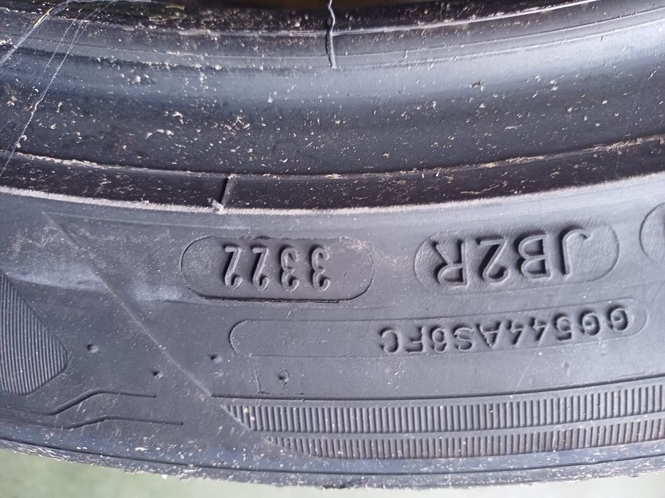 Гуми 245/45/18 Гудиар