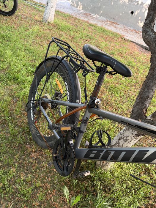 Velosiped 24 razmer sotiladi.