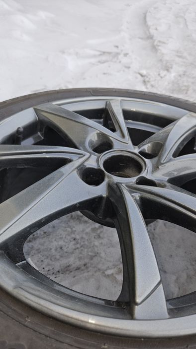 Продам комплект дисков с резиной r15