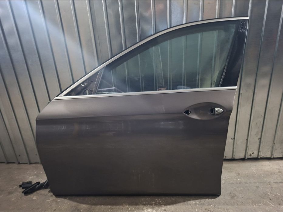 Ușă stânga față BMW seria 5 F10