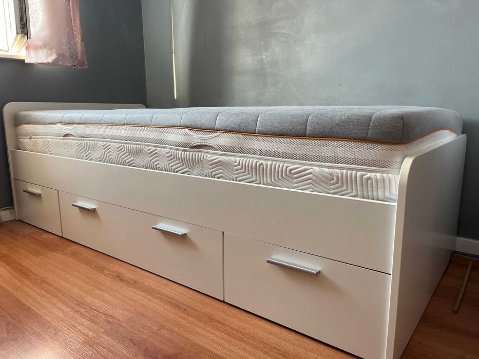 Pat dormitor 90 x 200