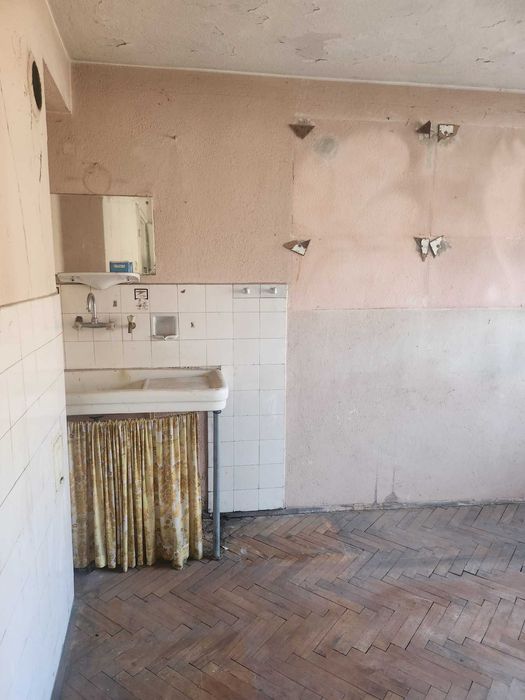 Продава се Тристаен апартамент в Габрово, Център - 100 кв.м за 485 €/кв.м - Снимка #7