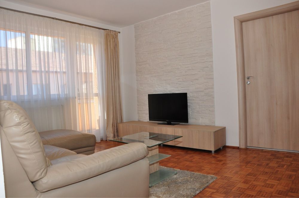 Inchiriez apartament 2 camere