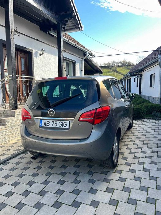 Opel Meriva 2012