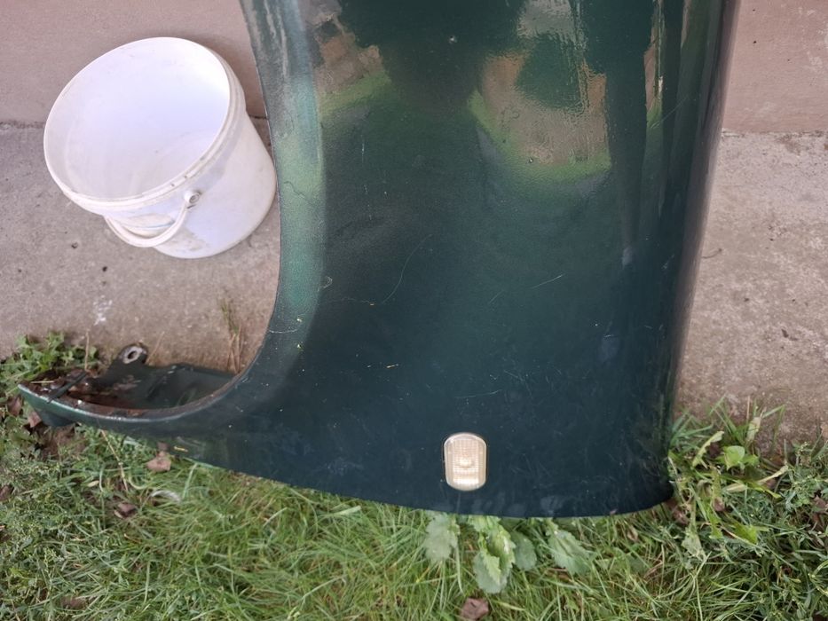 Vând aripă wv Bora