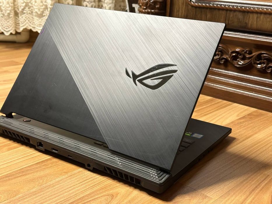 Топовый игровой ноутбук Asus ROG Strix intel Core i7 16/512 GTX 1660Ti