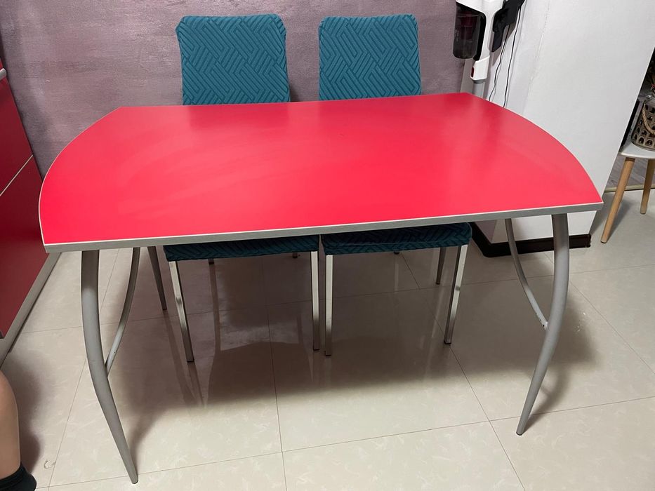 Vând masă bucătărie