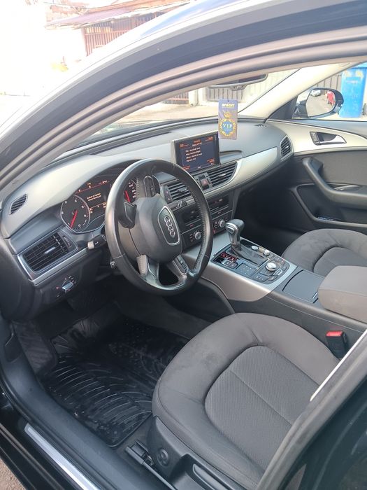 Vand audi a6 putin avariat