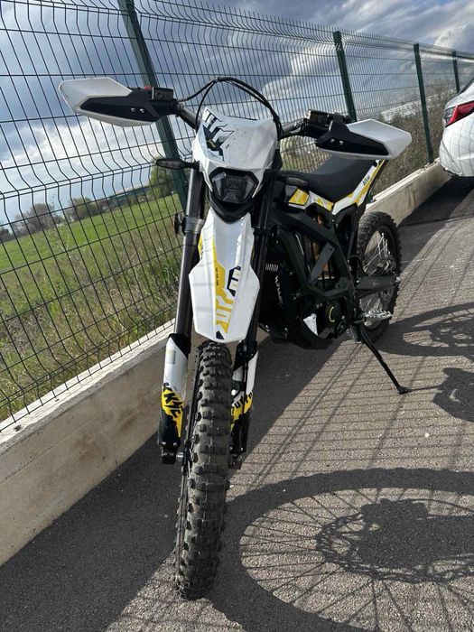 Surron Ultra bee