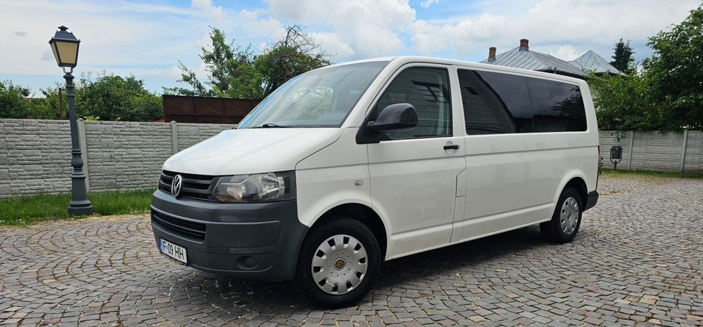 VOLKSWAGEN Transporter 2010