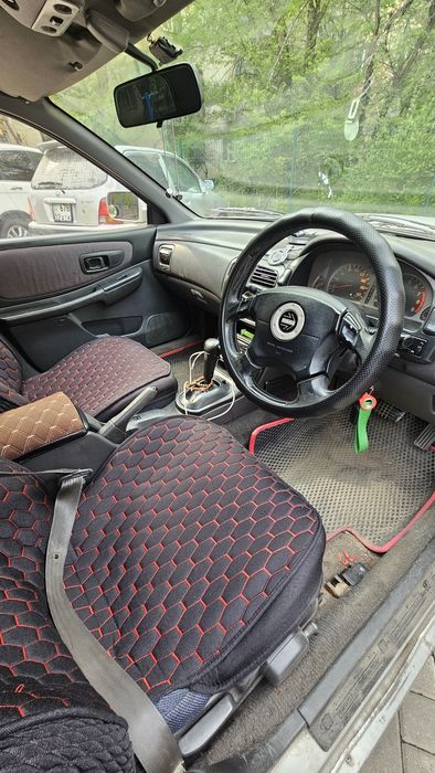 Subaru Impreza WRX 2 литра, моно турбо.