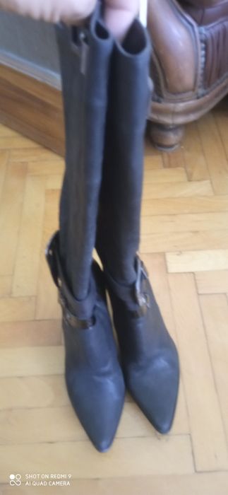 официални дамски ботуши от естествена кожа 38 номер в перфектно състоя