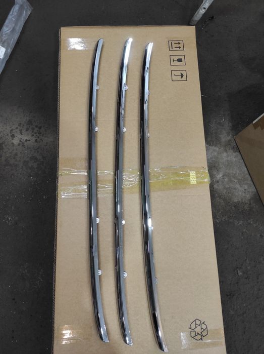 Молдинги Rav4 Highlander Camry