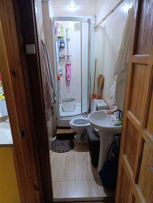 3х комнатная квартира 1этаж двух этажного дома 58 военный городок