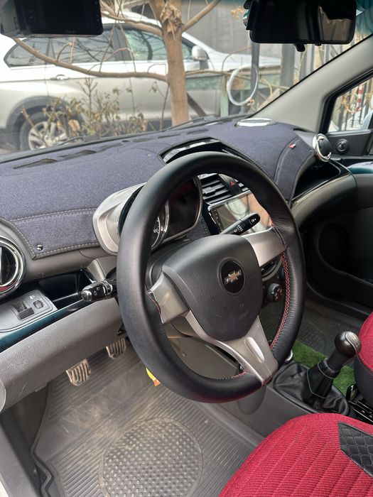 Спарк 2020  года , вторая позиция , хорошее состояние ,