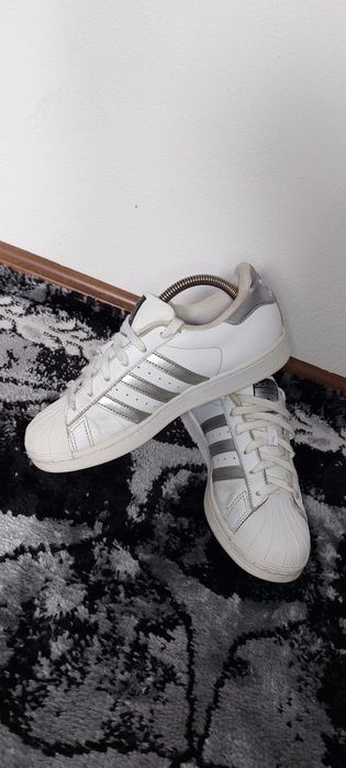 Adidaşi Superstar mărimea 37