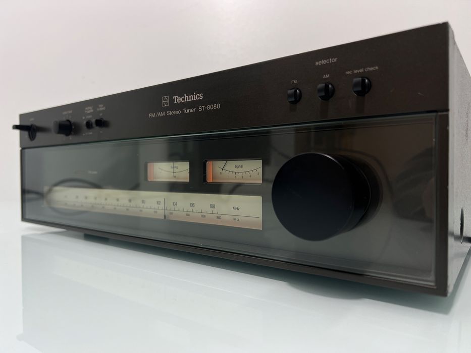 Tuner/Radio Technics ST 8080