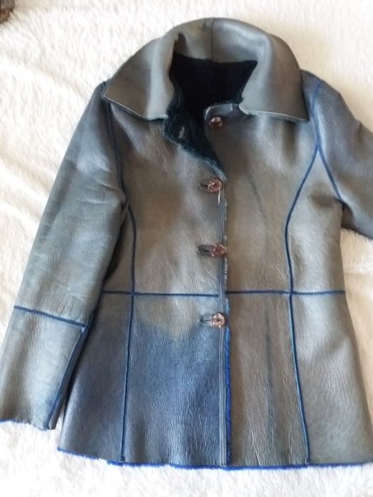 Продам женскую шубу