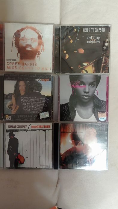 CD-диски с музыкой разных направлений