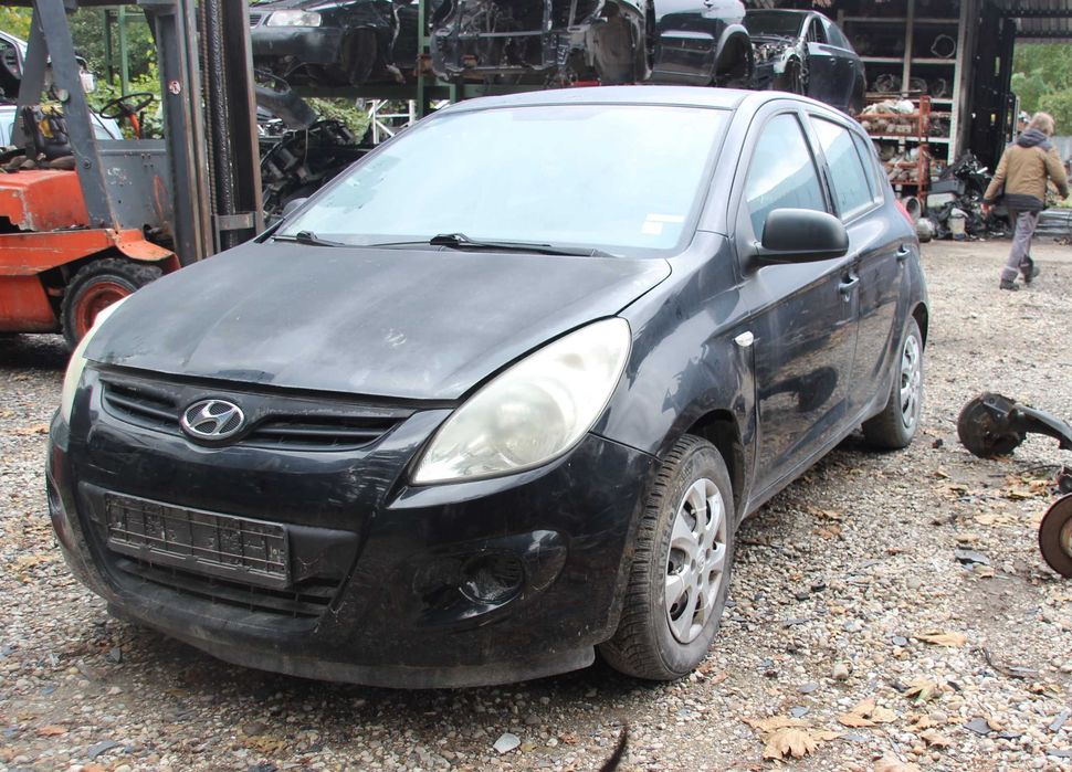 Хюндай  I-20 1.2i с проблем в двигателя – само на части