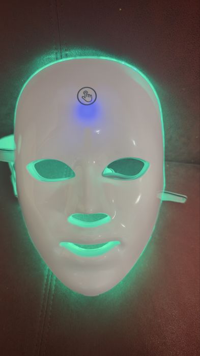 Лед маска за лице