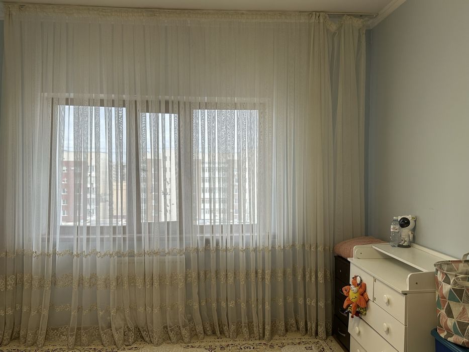 продаю шторы б/у